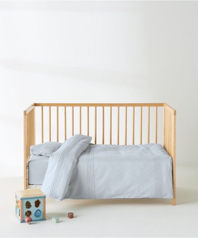 WHISPER 22  BABY SHEETS WITH PLEATS 3PCS SET Nursery sets