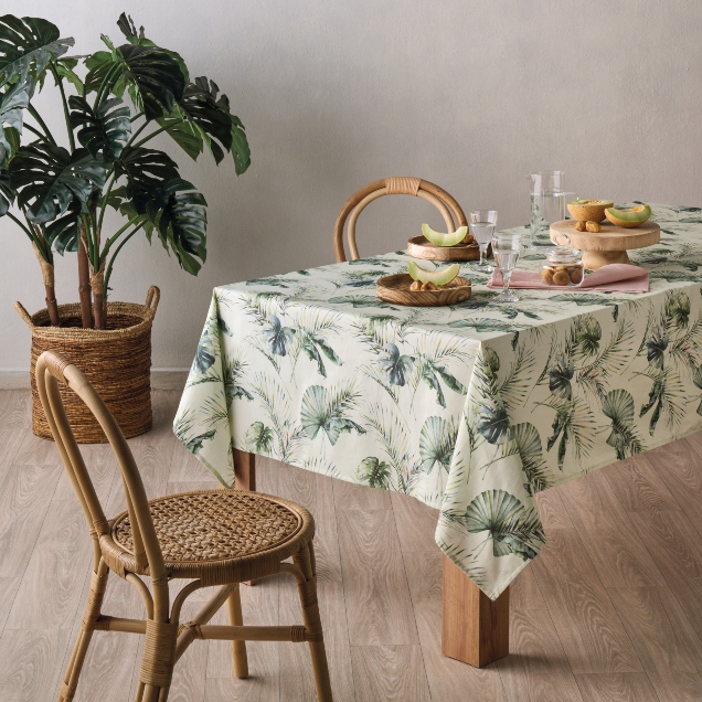DINING ROOM- KITCHEN