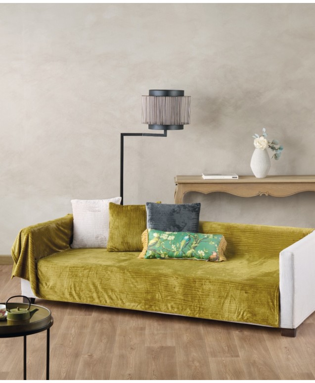 KAMERON 36 3 SEAT SOFA THROW Throws