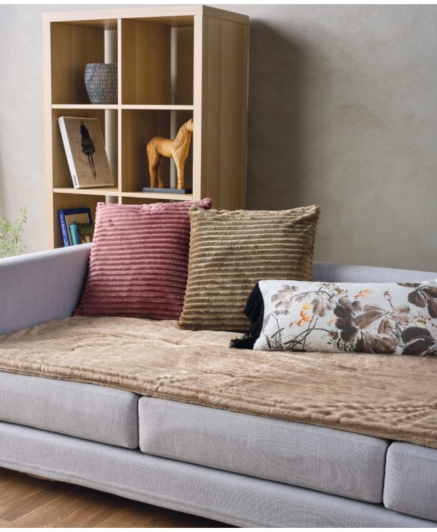 SERGIO 26 SOFA TOPPER 75X190 Throws