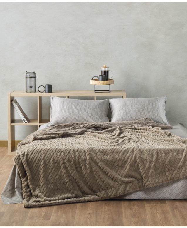 LILIBETH 43 SINGLE SIZED FUR BLANKET Single sized blankets