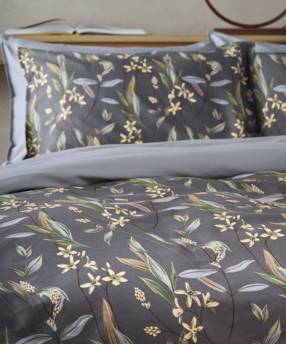 GIANNA 24 QUEEN SIZED DUVET COVER