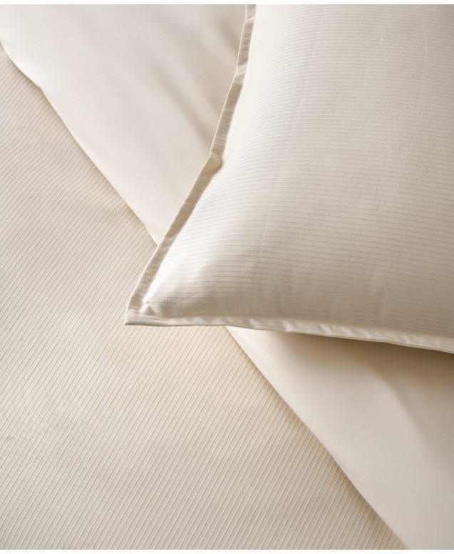 EMPRESS 12 QUEEN SIZED QUILT Queen sized bedspreads