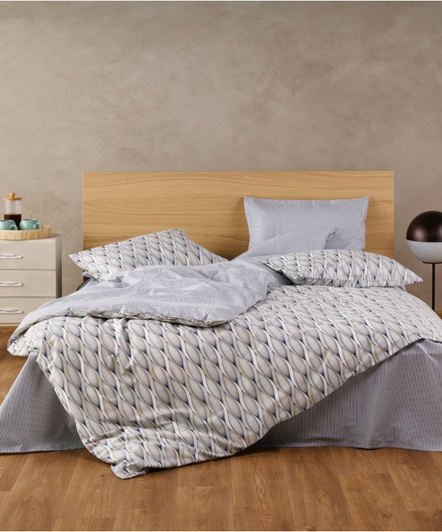 CRYSTAL 01  QUEEN SIZED QUILT Queen sized bedspreads