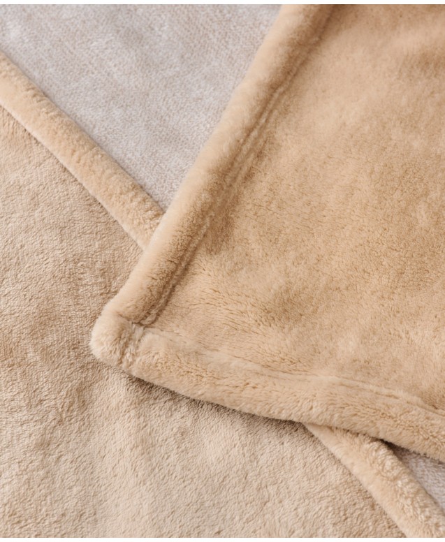 YOLANDA 12 QUEEN SIZED BLANKET Queen sized blankets