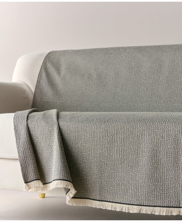 SERPANTINE 04 2 SEAT SOFA THROW  Throws