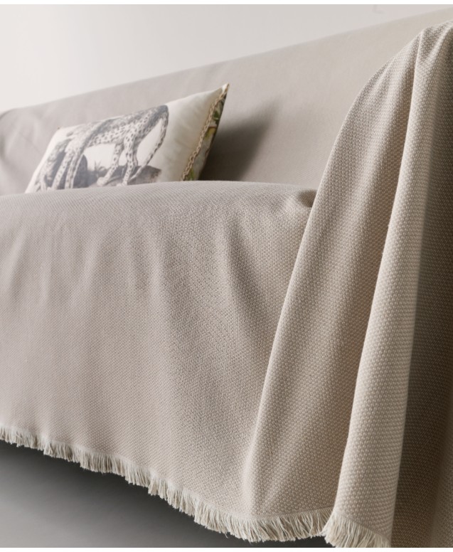 EVERAN 26 4 SEAT SOFA THROW  Throws