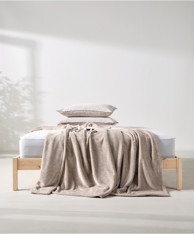 MONICA 26 QUEEN SIZE BLANKET