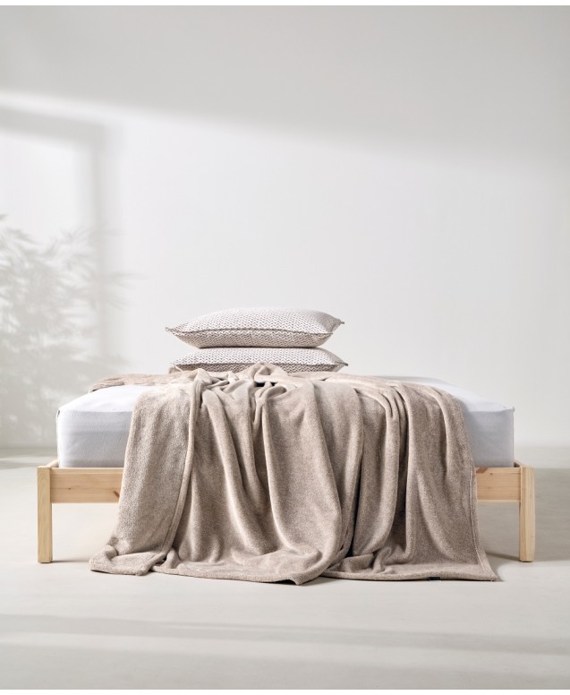 MONICA 26 SINGLE SIZE BLANKET