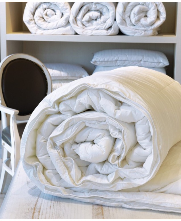 4 SEASONS  QUEEN SIZE DUVET queen sized duvets