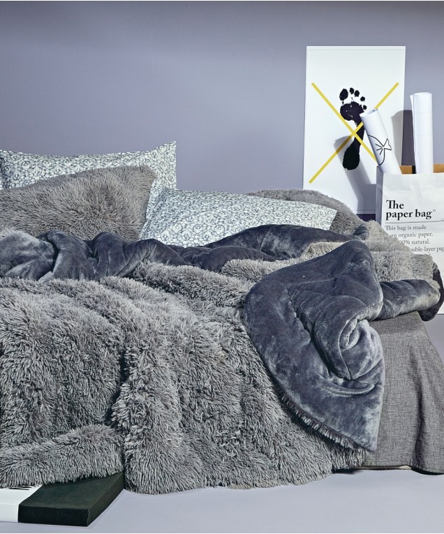 CALORE 22 KING SIZED ECO FUR DUVET CALORE 22 KING SIZED ECO FUR DUVET King Sized duvets